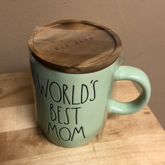 Rae Dunn Other - New Rae Dunn “World’s Best Mom” Mug Green Lidded